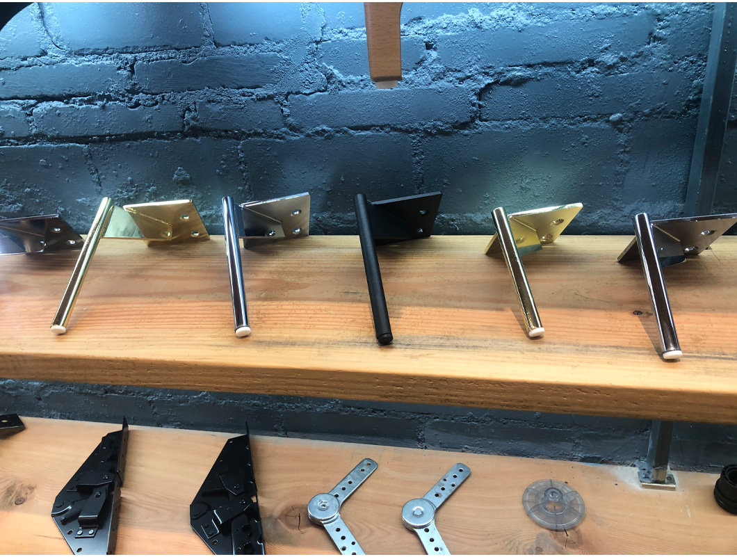 现代金属家具脚
